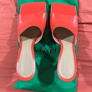 Bottega Veneta
Bottega Veneta Stretch Squared-Toe Sandals